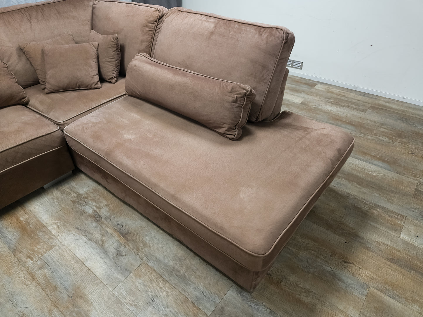 Mooi Groot Taupe Velvet Hoekbank
