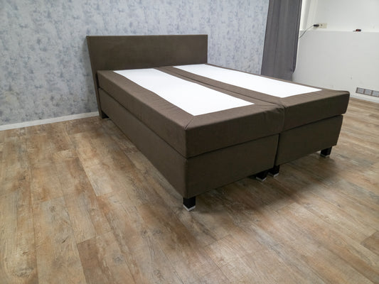 Zeer Mooi Bruin Taupe Boxpring Bed