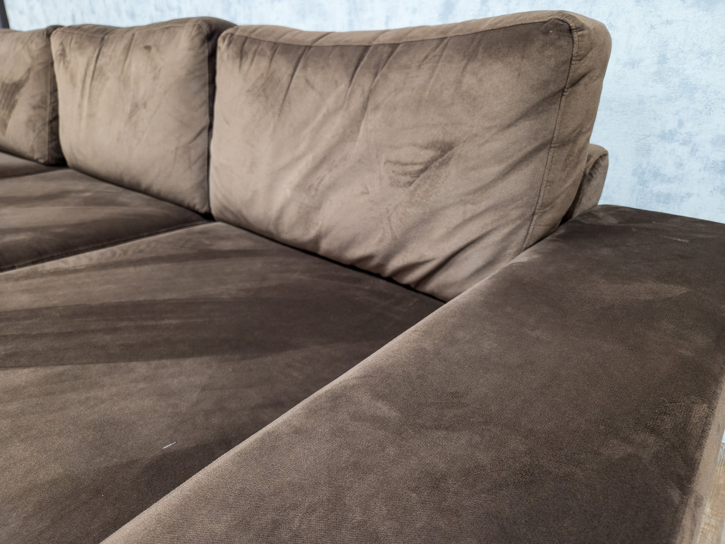 MOOI GROOT TAUPE BRUIN VELVET HOEKBANK