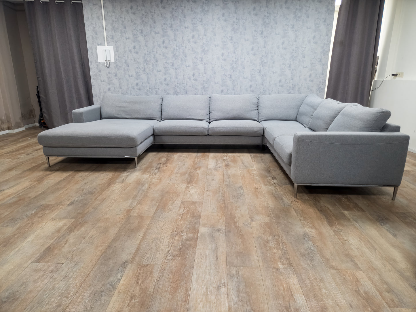 MOOI GROOT GRIJS U BANK van INHOUSE