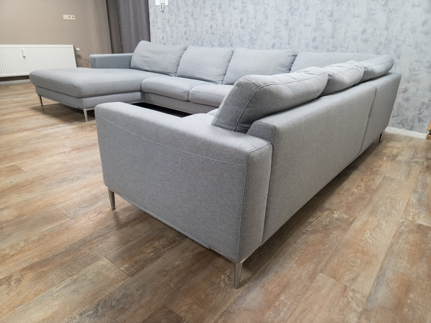 MOOI GROOT GRIJS U BANK van INHOUSE