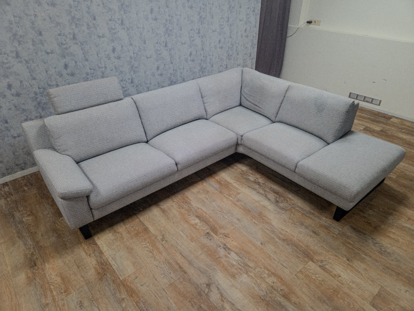 Mooi Grijs Hoekbank van MONTEL