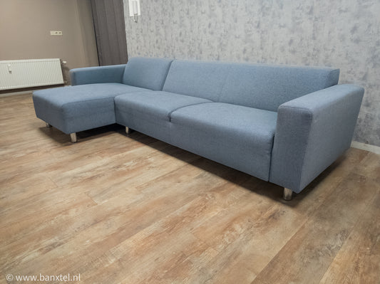 Zeer Mooi Blauwe Hoekbank van VT WONEN - BanxteL - 2dehandse Bankstellen