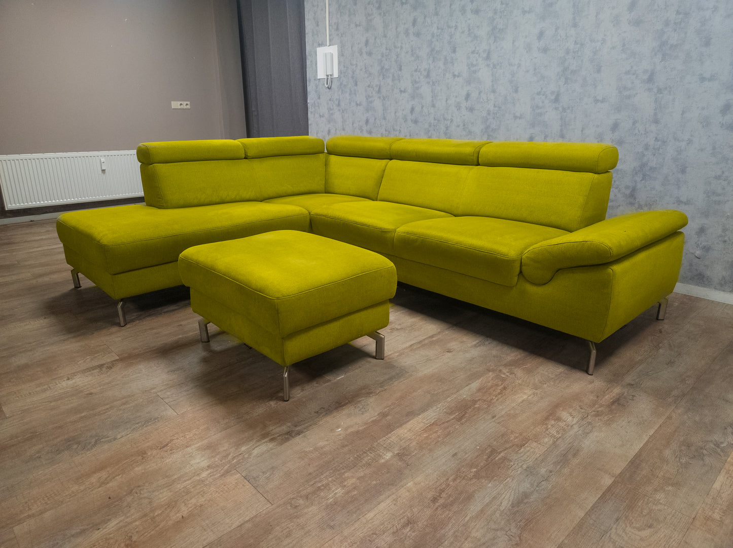 Zeer Mooi MONTEL Hoekbank in Lime