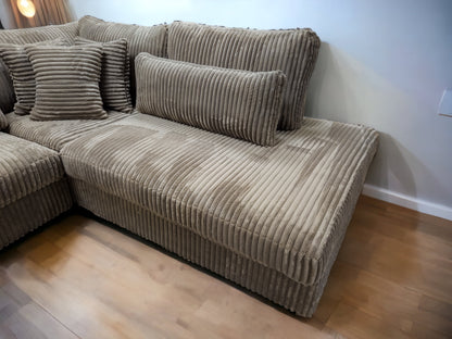 Mega Taupe Fluweel Ribstof Luxe Hoekbank - BanxteL - 2dehandse Bankstellen