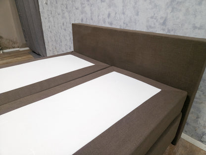 Zeer Mooi Bruin Taupe Boxpring Bed
