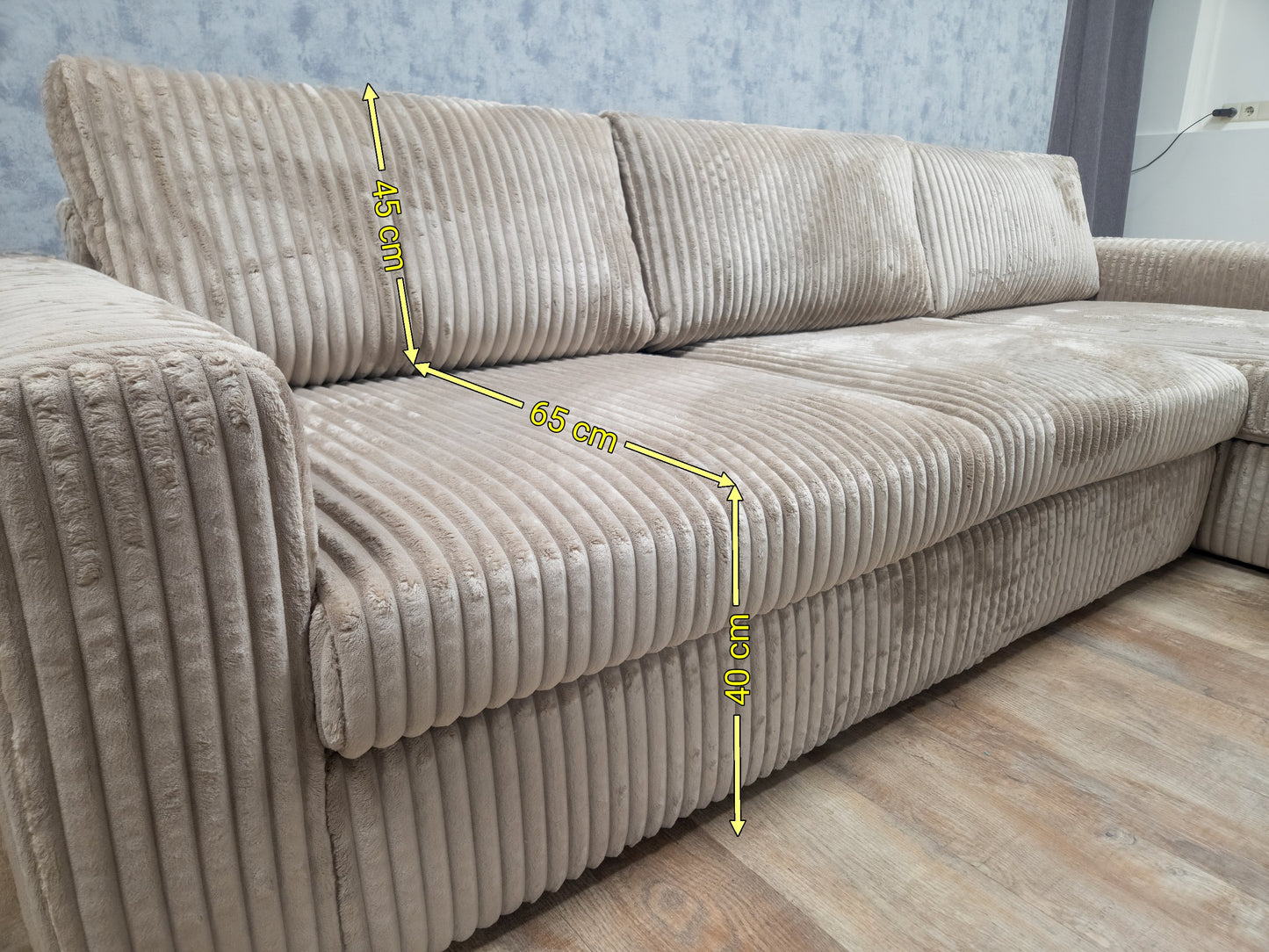 NIEUWE Taupe RIBSTOF Hoekbank