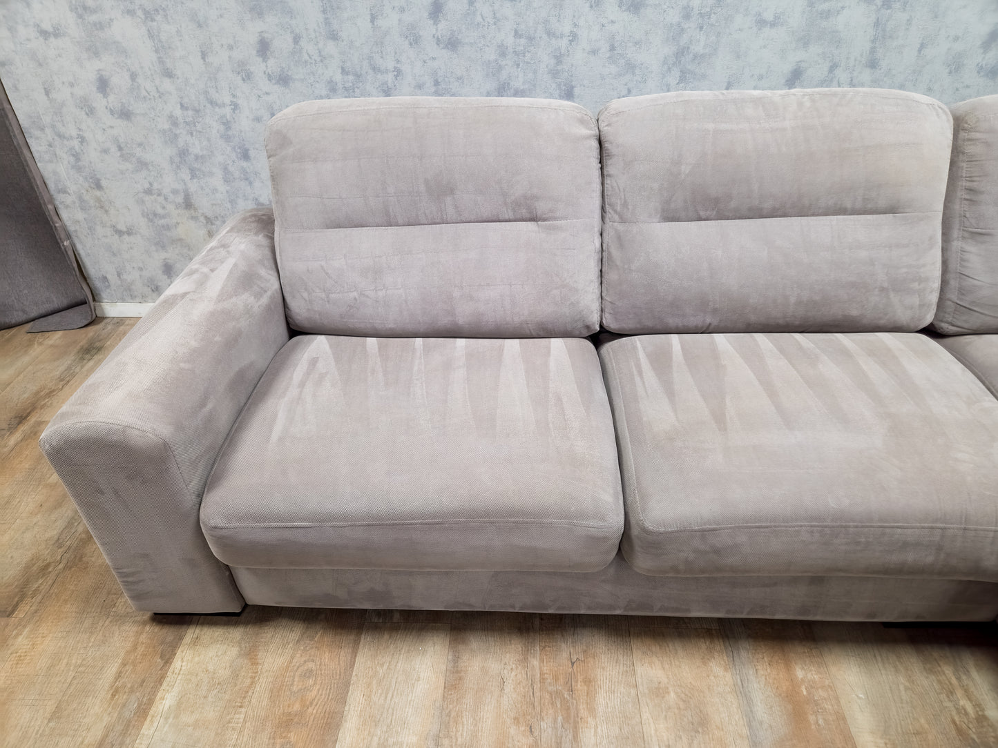 Grijze Rechterhoek Bank (2e Hands) – Luxe Comfort & Modern Design