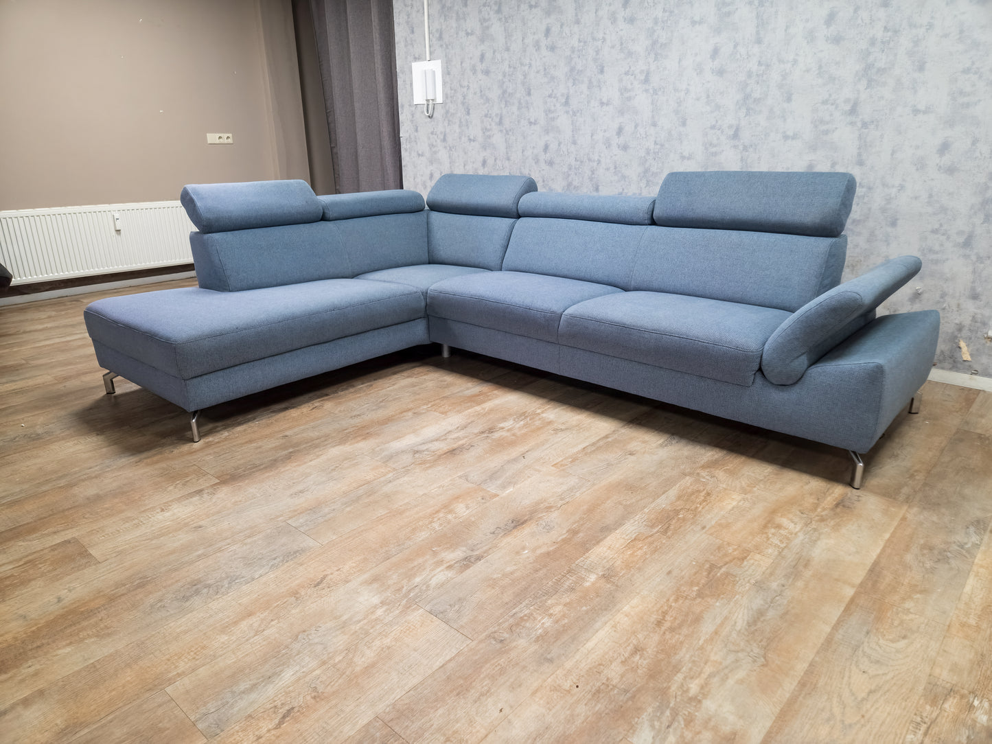 MONTEL Blauwe Hoekbank met Verstelbare Hoofdsteunen