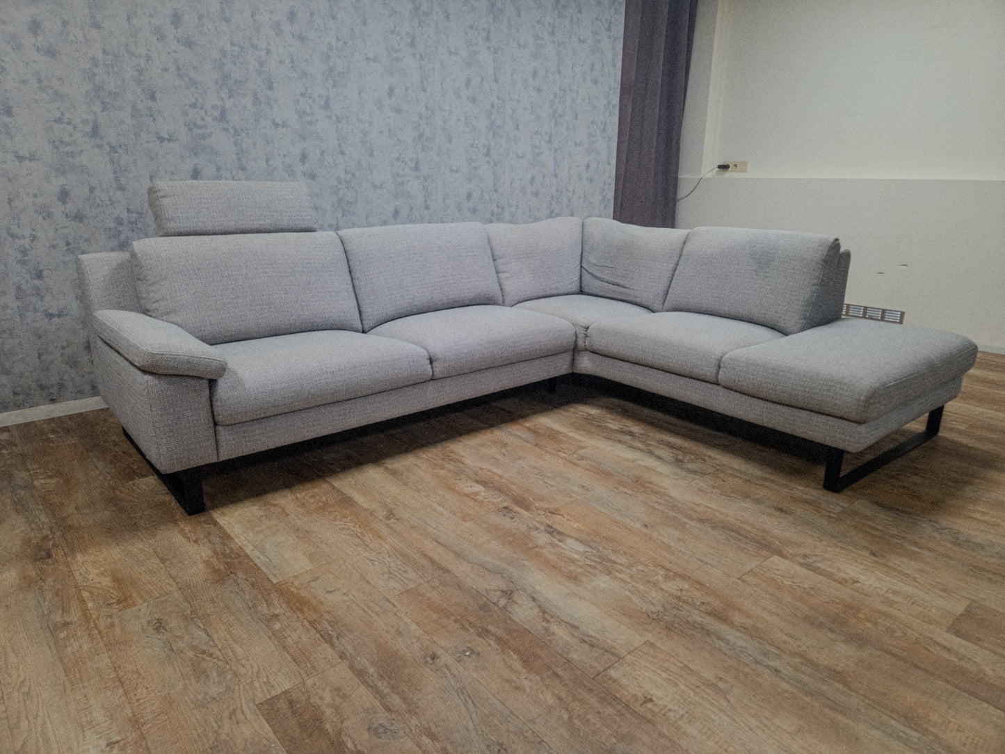 Mooi Grijs Hoekbank van MONTEL