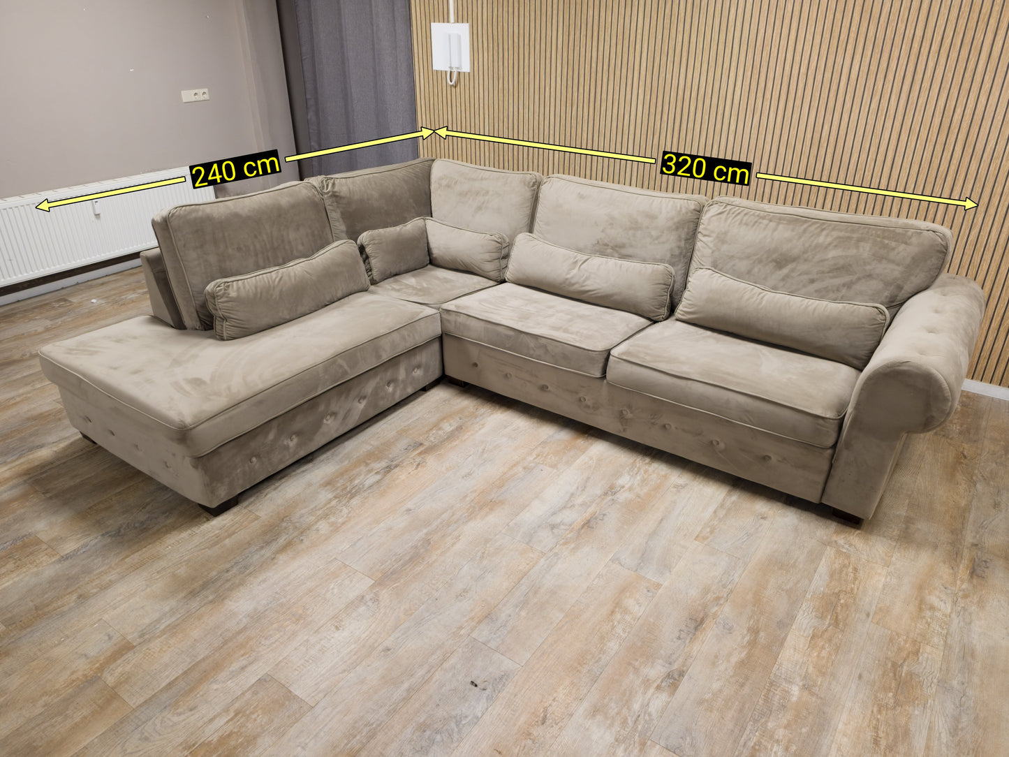 PRACHTIGE LUXE TAUPE SUEDE Hoekbank - NIEUWESTAAT !!!!