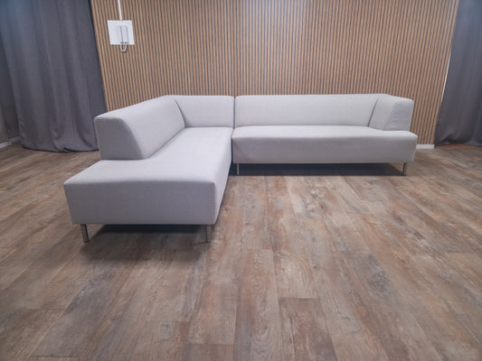 Zeer Mooi Wiite Modern Hoekbank van VT Wonen