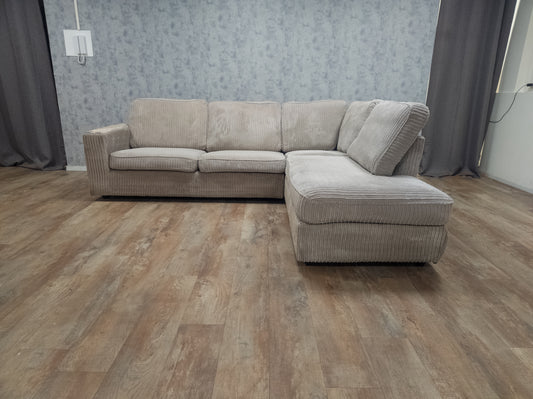 Zeer Mooi Beige RIBSTOF Hoekbank - BanxteL - 2dehandse Bankstellen
