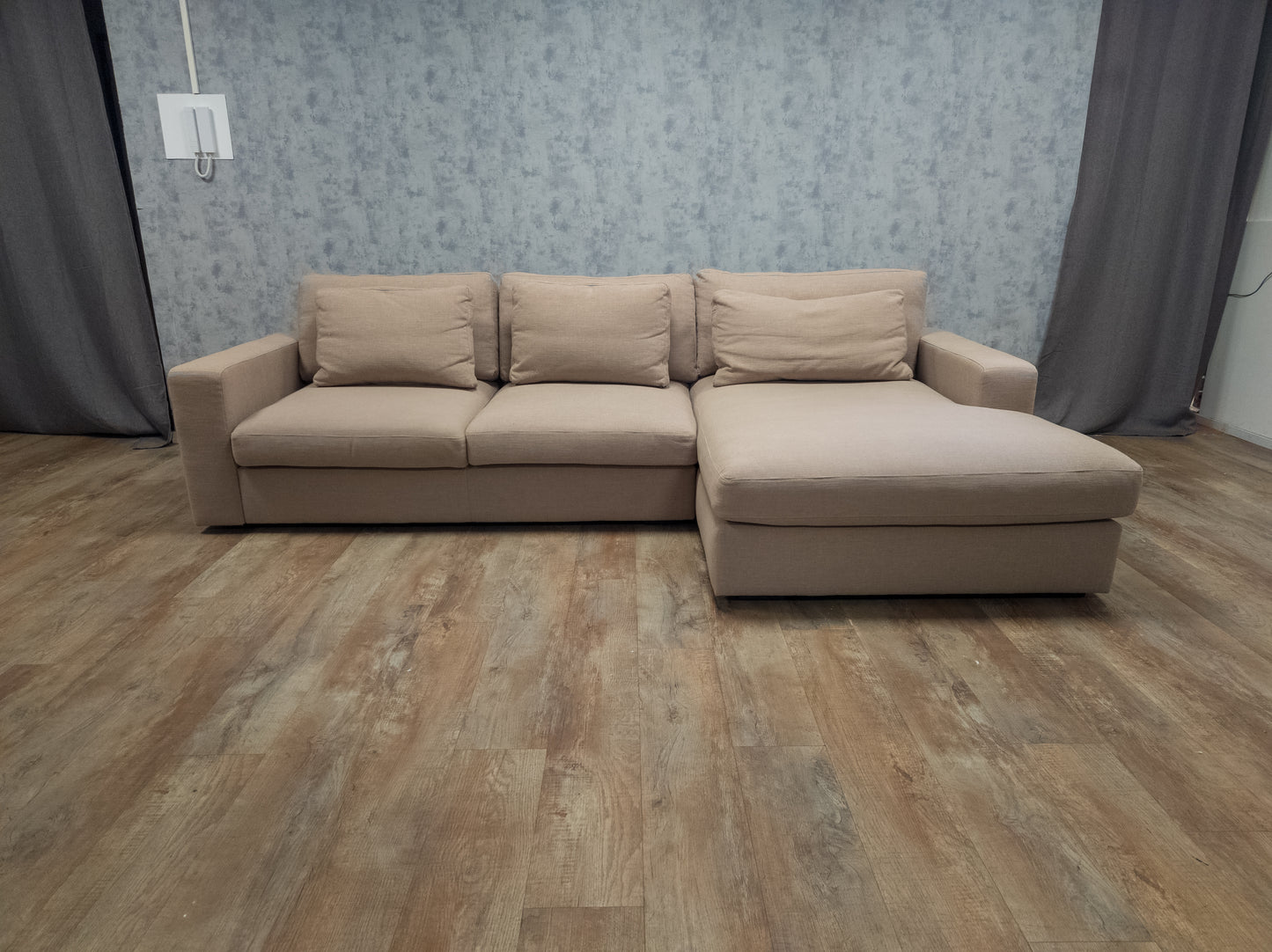Zeer Mooi Beige Hoekbank - BanxteL - 2dehandse Bankstellen